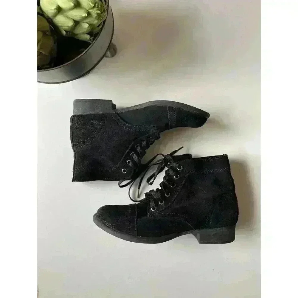Zigi Girl Fleet Black Booties 5.5 M Suede Leather Ankle‎ Boots Lace Up Women's